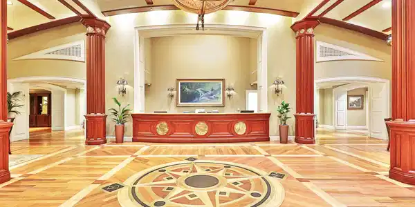 Image 4: EG Front Desk