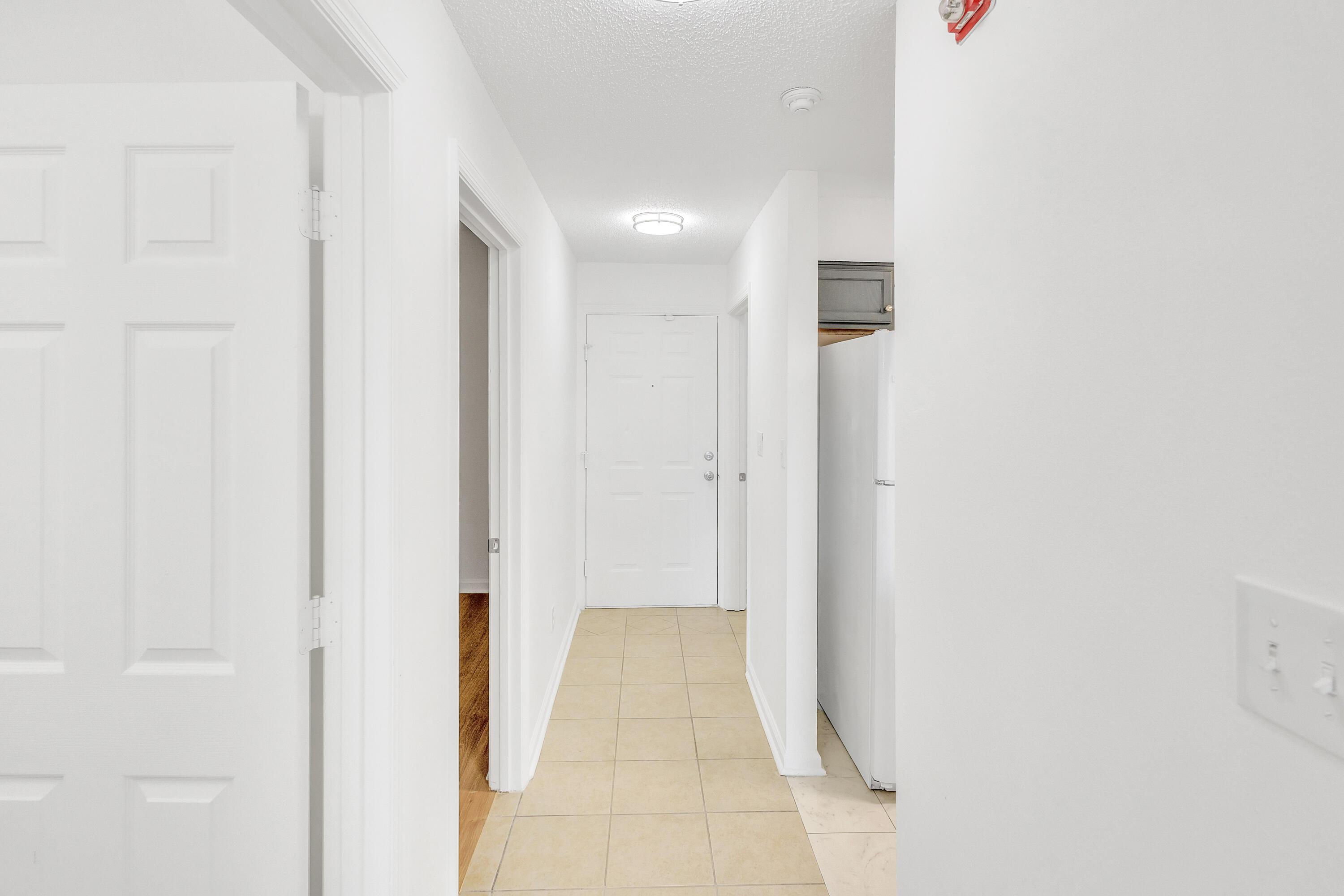 Image 3: Entrance