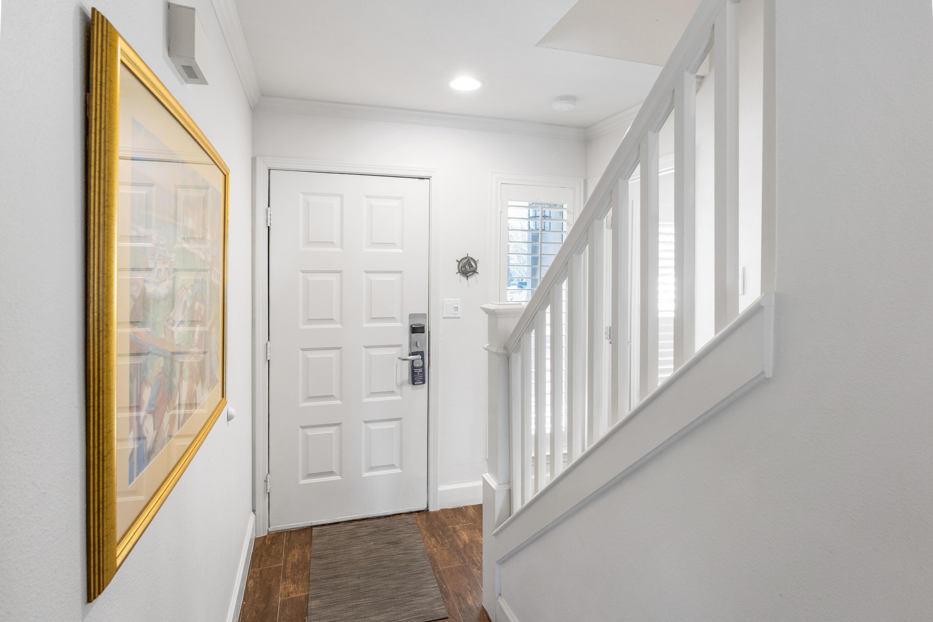 Image 4: Entry
