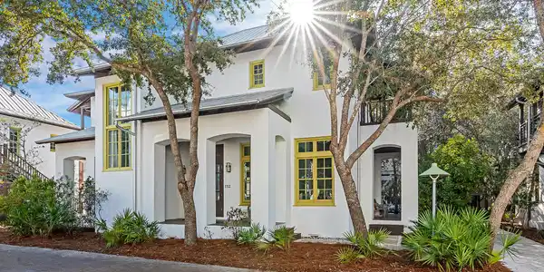132 E Kingston Road