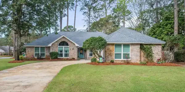 34 Southwind Court