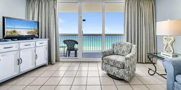 Image 3: 21-web-or-mls-DSC07707
