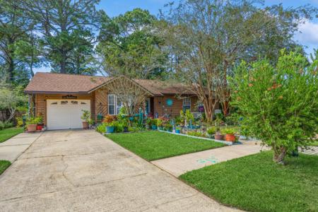 914 Spruce Court