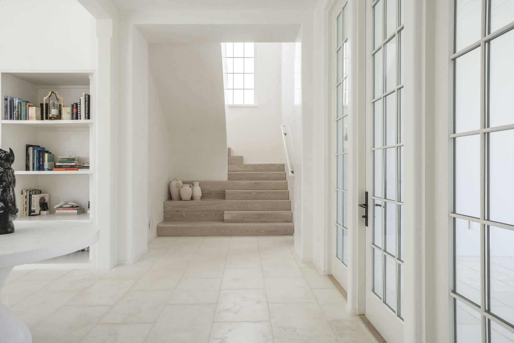 Image 4: Image # 4 | Stairs