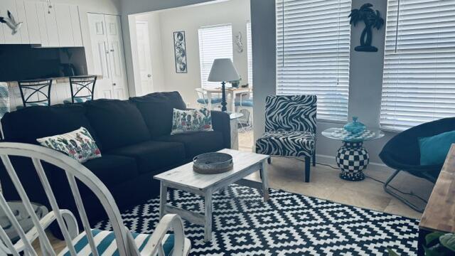Image 1: Living Room