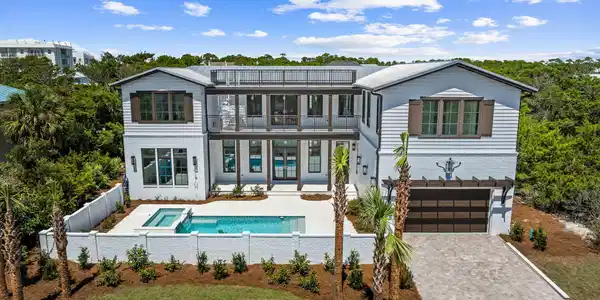 99 Walton Buena Vista Drive