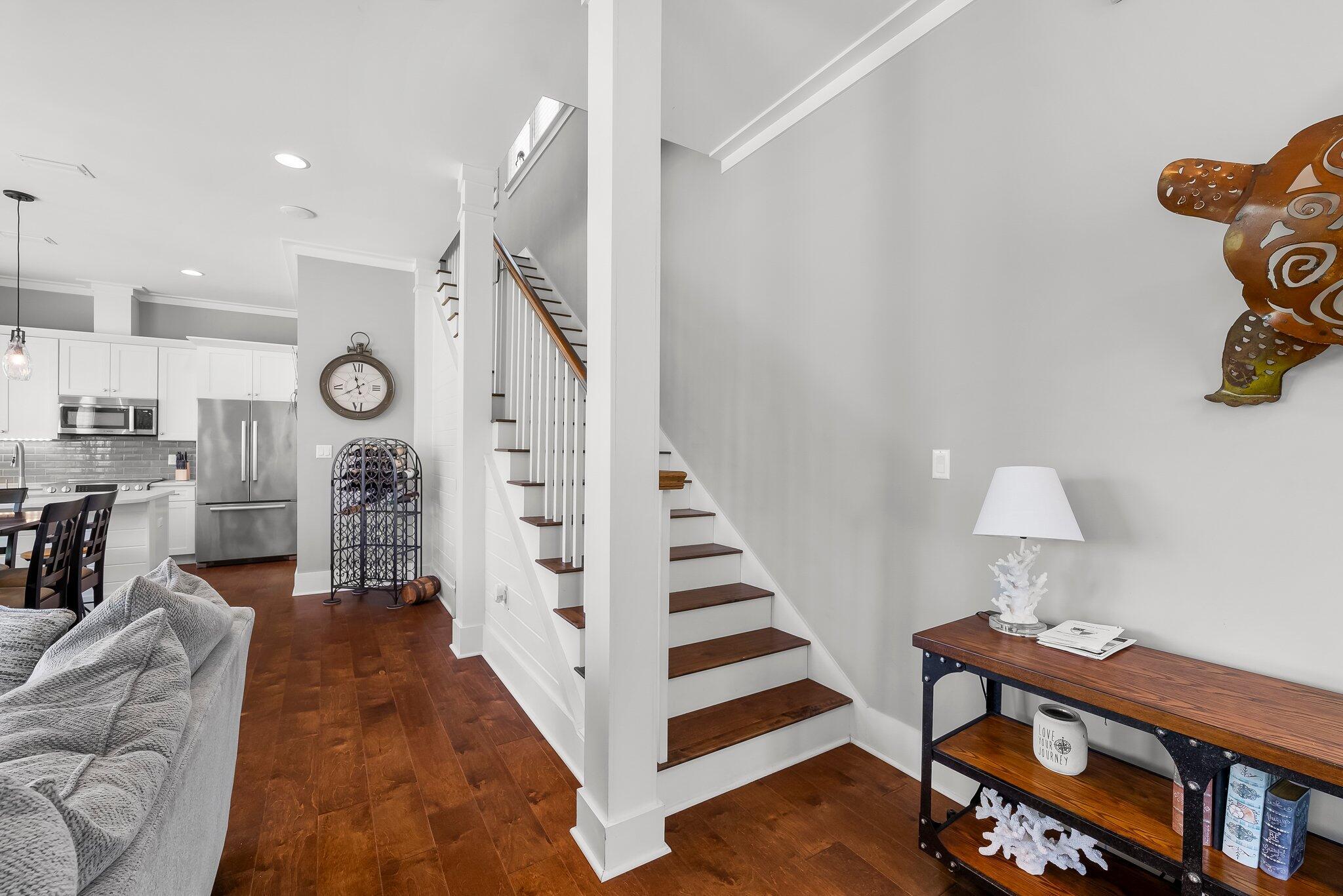 Image 3: 19-web-or-mls-122 Plantation Cir-28
