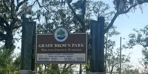 Image 2: Grady Brown Waterfront Park