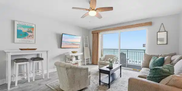 866 Santa Rosa Boulevard