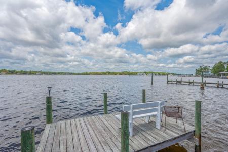 1405 N Bayshore Drive