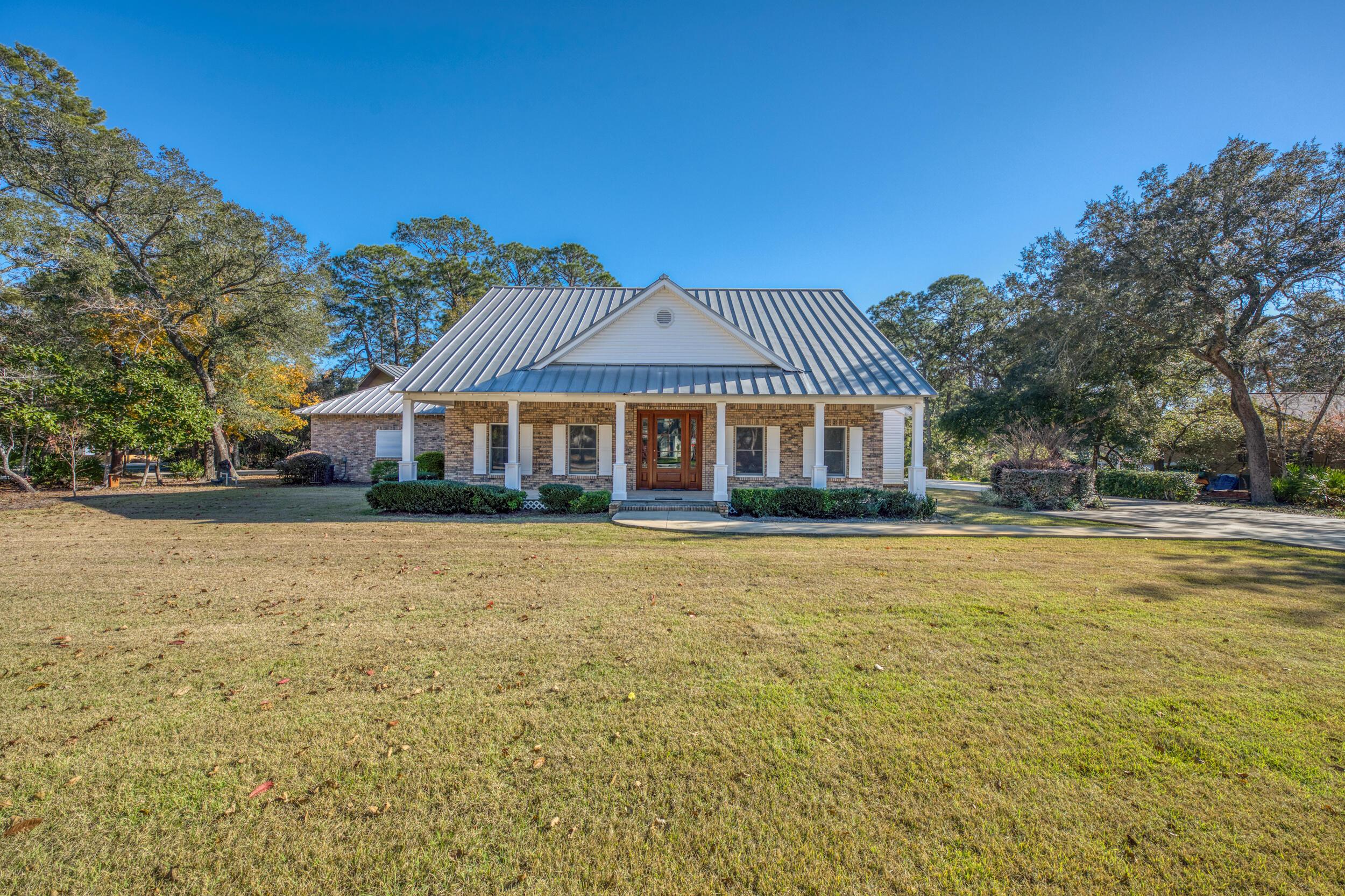 Image 1: 801 weeden island dr-niceville-1