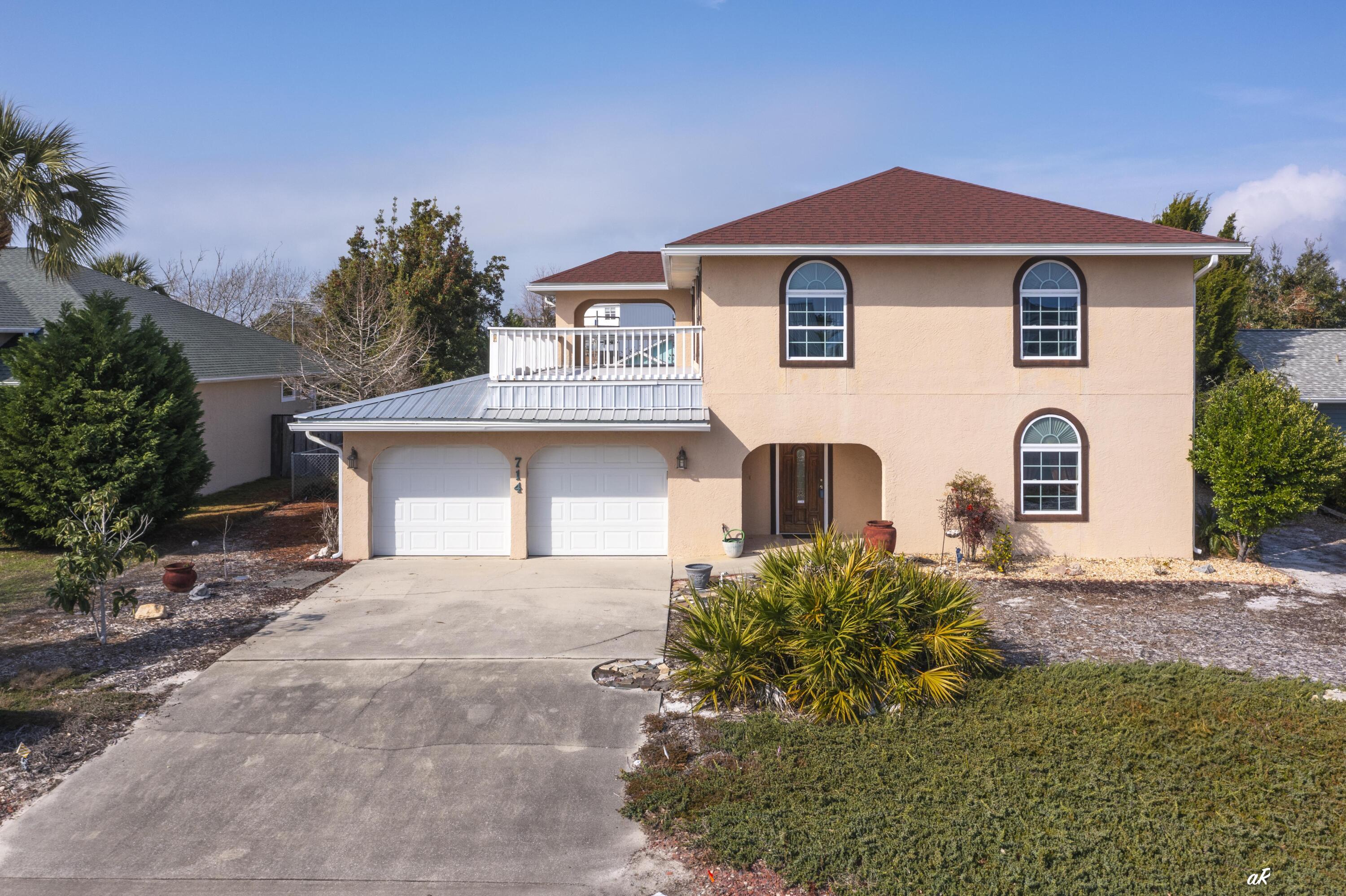 Image 2: 714 Gulf Aire Drive PSJ