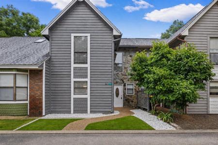 941 Ashley Lane