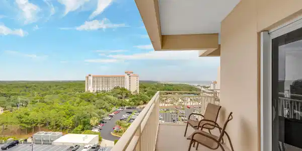 Image 2: Northeast corner balcony