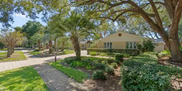 Image 3: Front of House