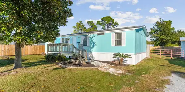 433 Water Oak Circle