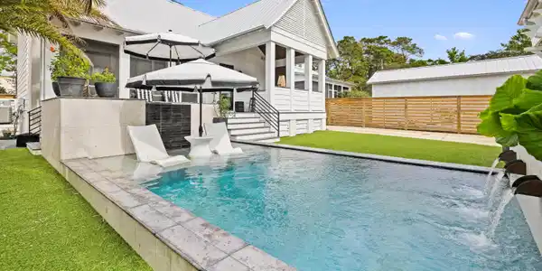 154 Lee Place