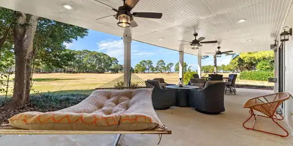 429 Linkside Circle