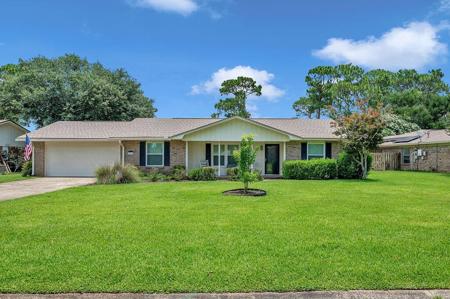 29 Lake Lorraine Circle