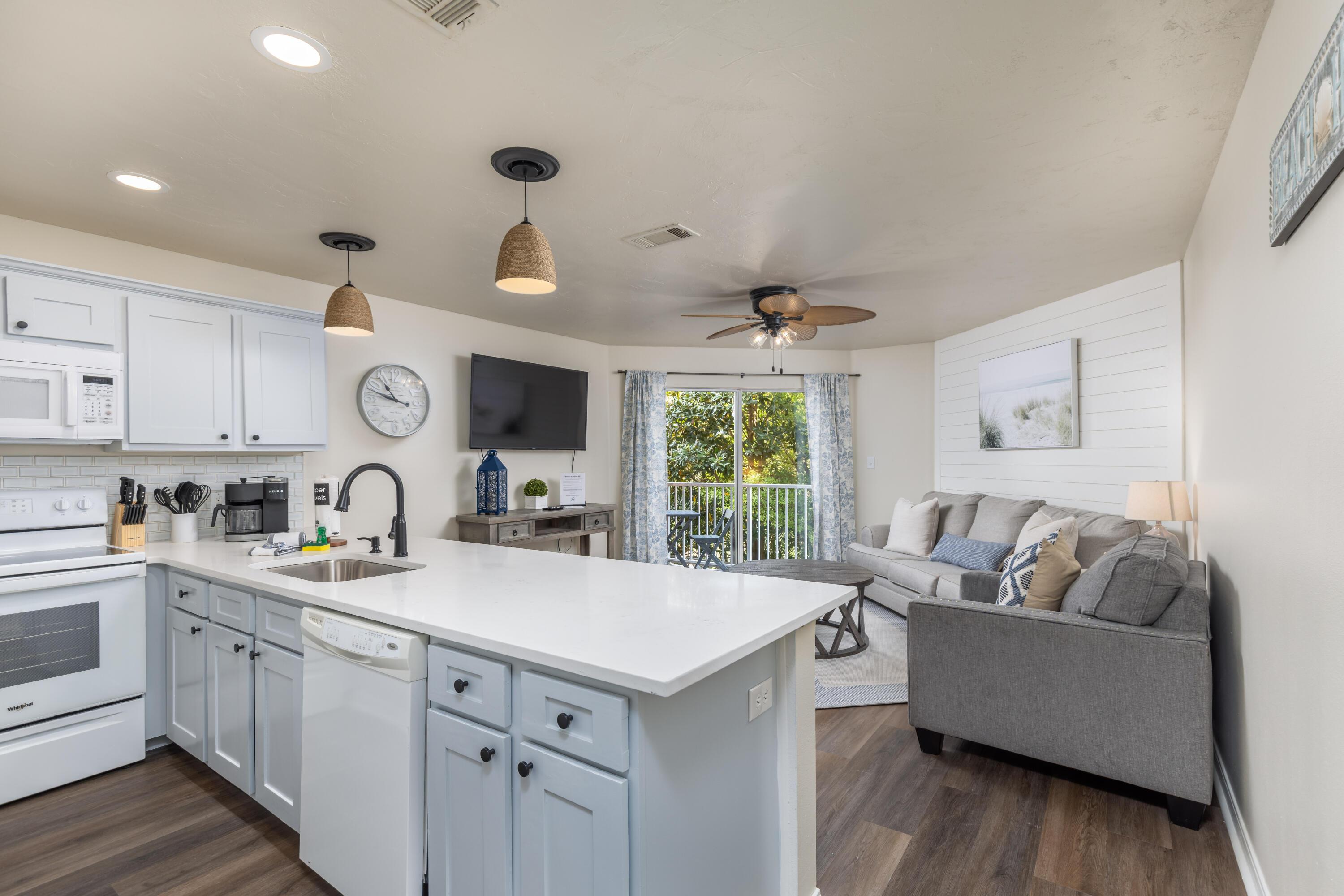 Image 2: 2830 Scenic Gulf Dr Unit 221-2