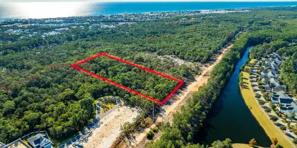 Image 2: Jeep St Lot Aerial Outlined-1