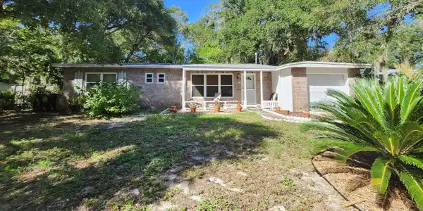 121 Anderson Drive