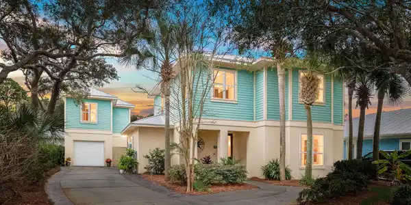2031 Pine Island Circle