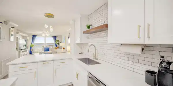 670 Nautilus Court