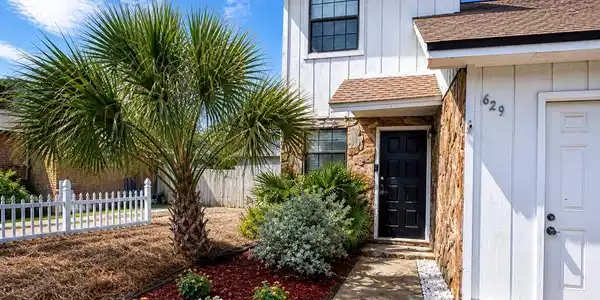 629 Sandalwood Drive
