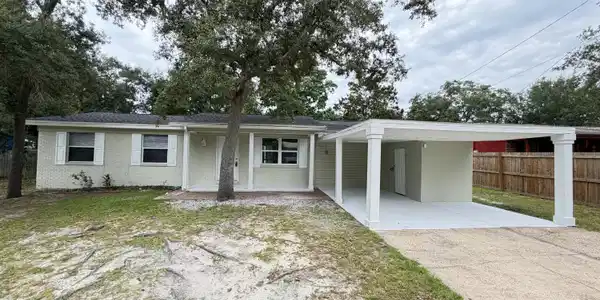 13 Port Dixie Boulevard