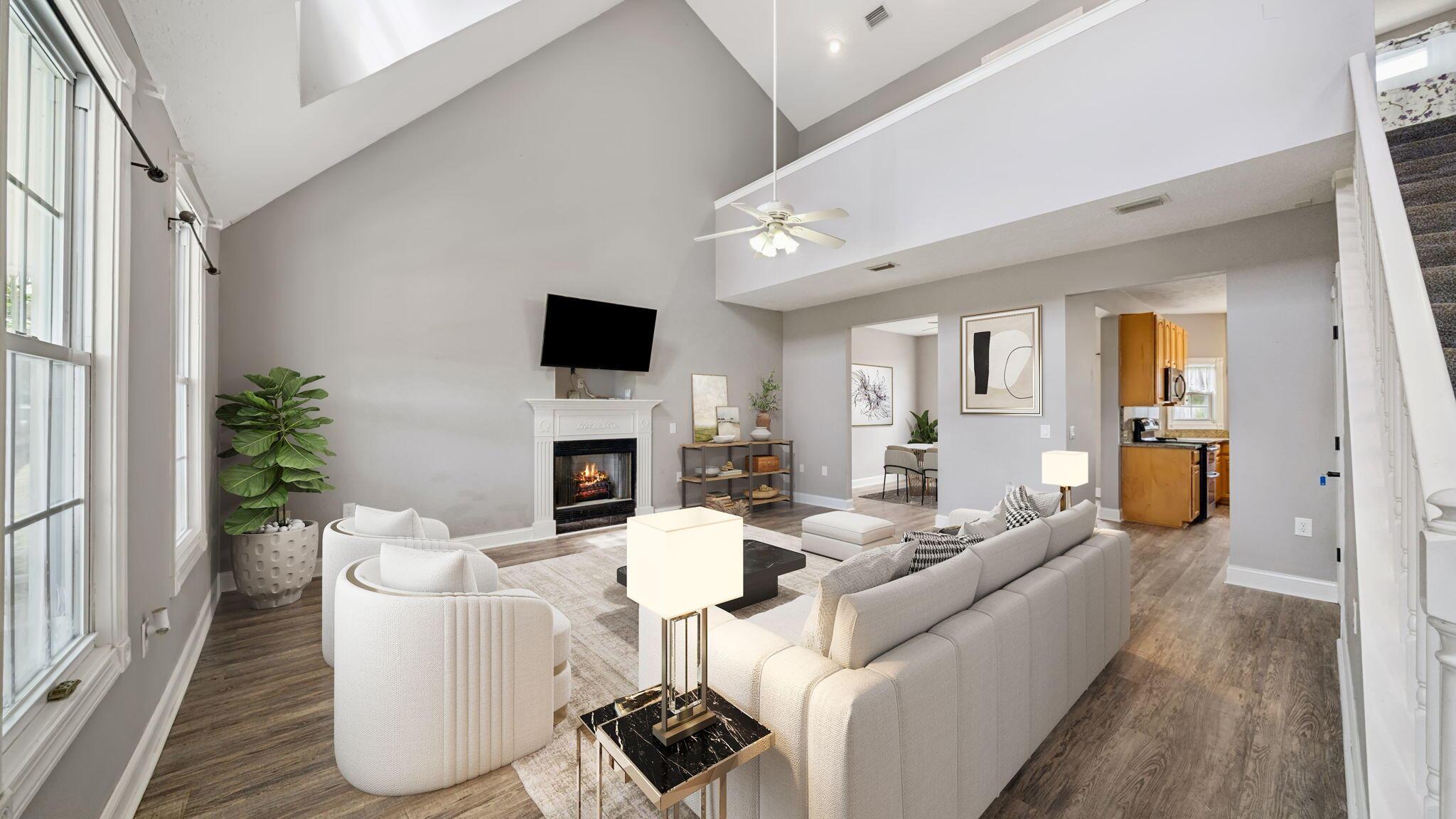 Image 4: Living room with and idea with furniture