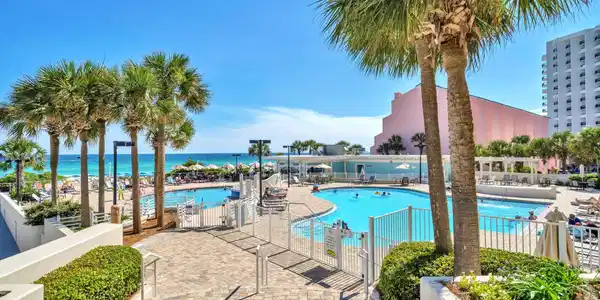550 TOPS'L Beach Boulevard
