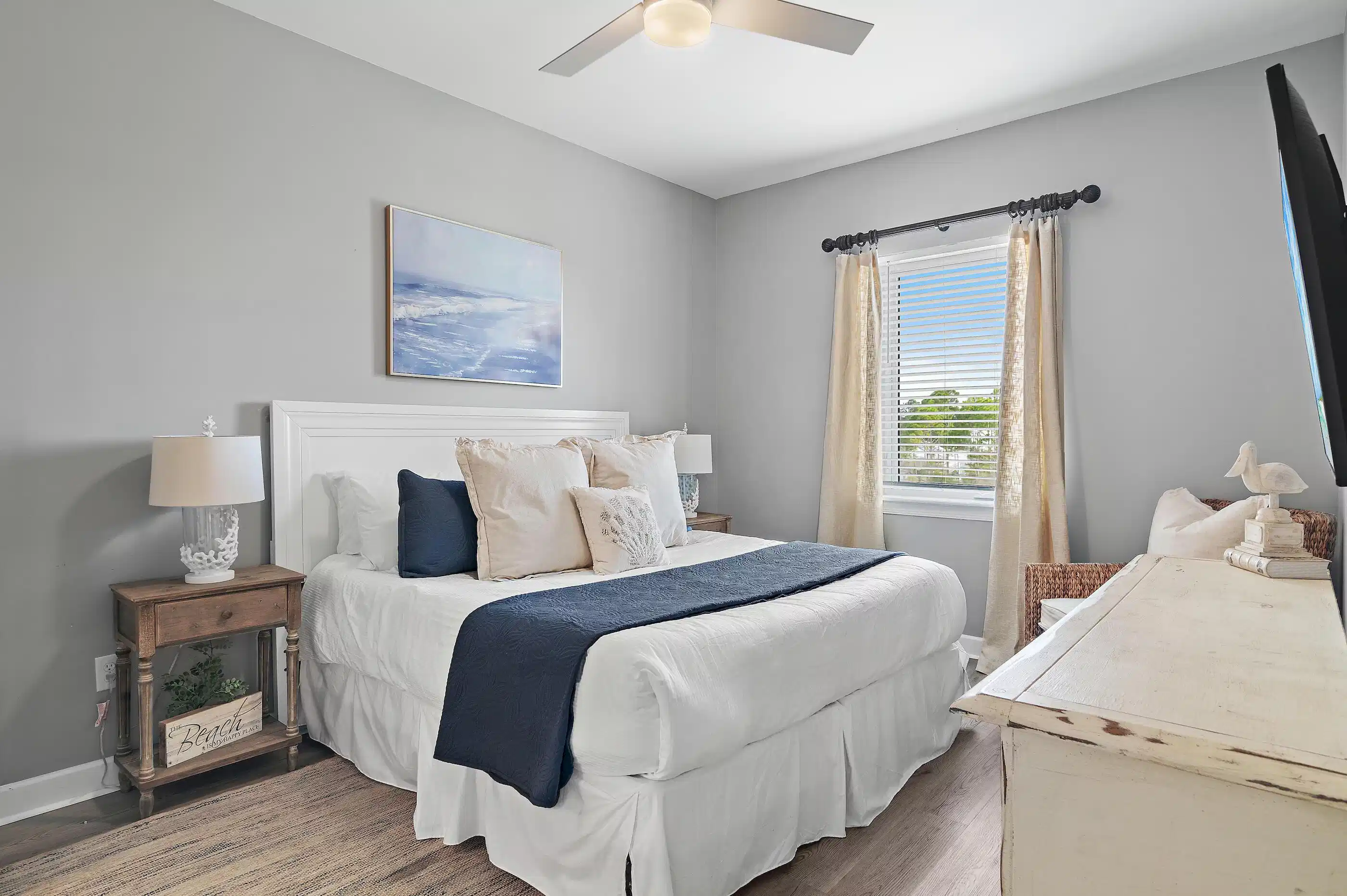 Image 1: Seagrove Highlands 2307