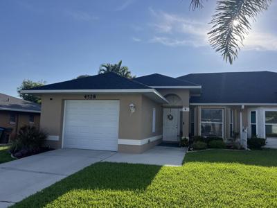 4528 SW 7th Place