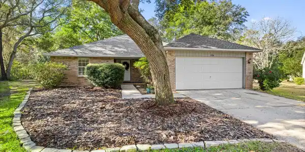 1704 Crestone Cove