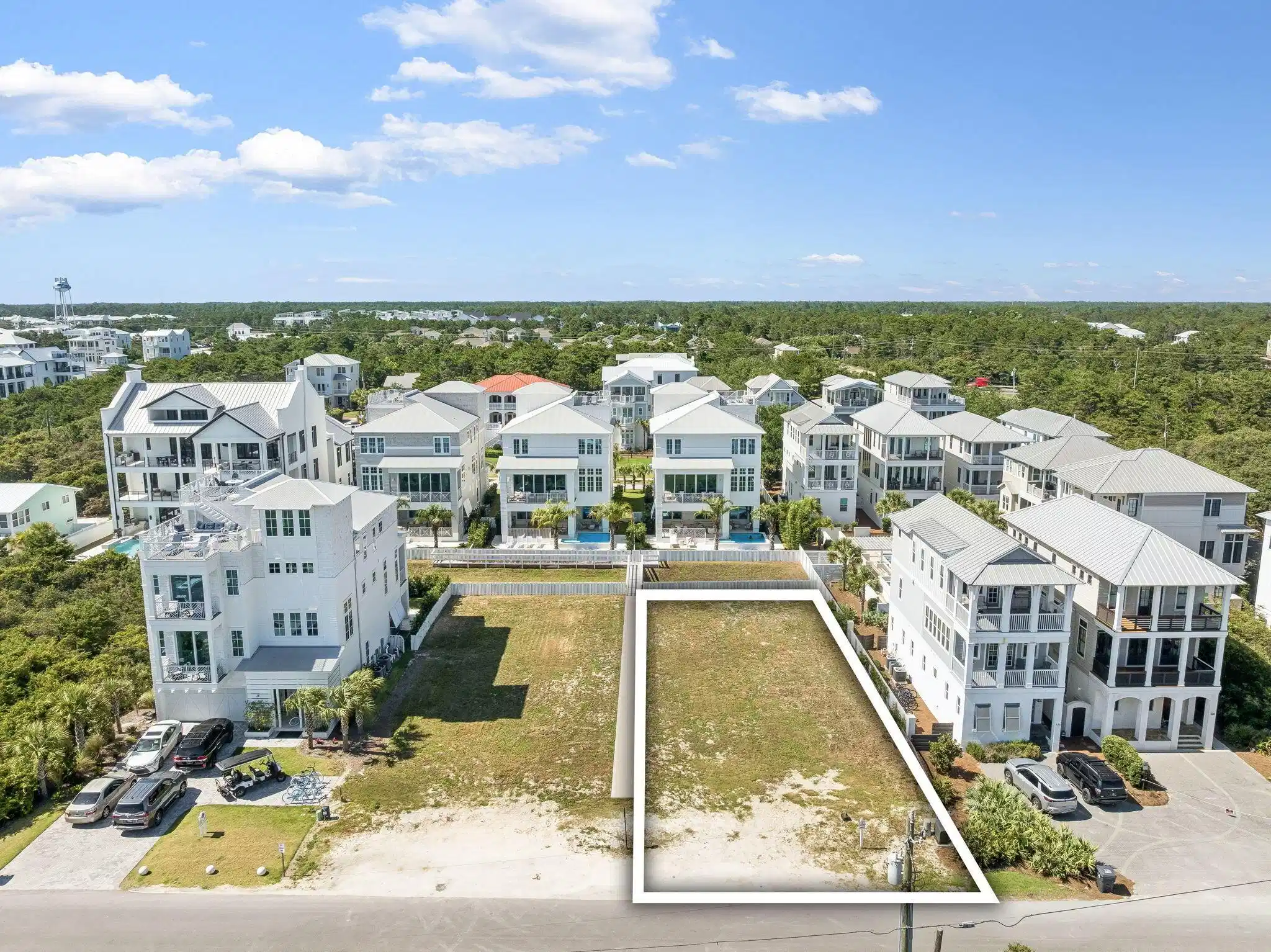 Image 1: 346 W Park Place