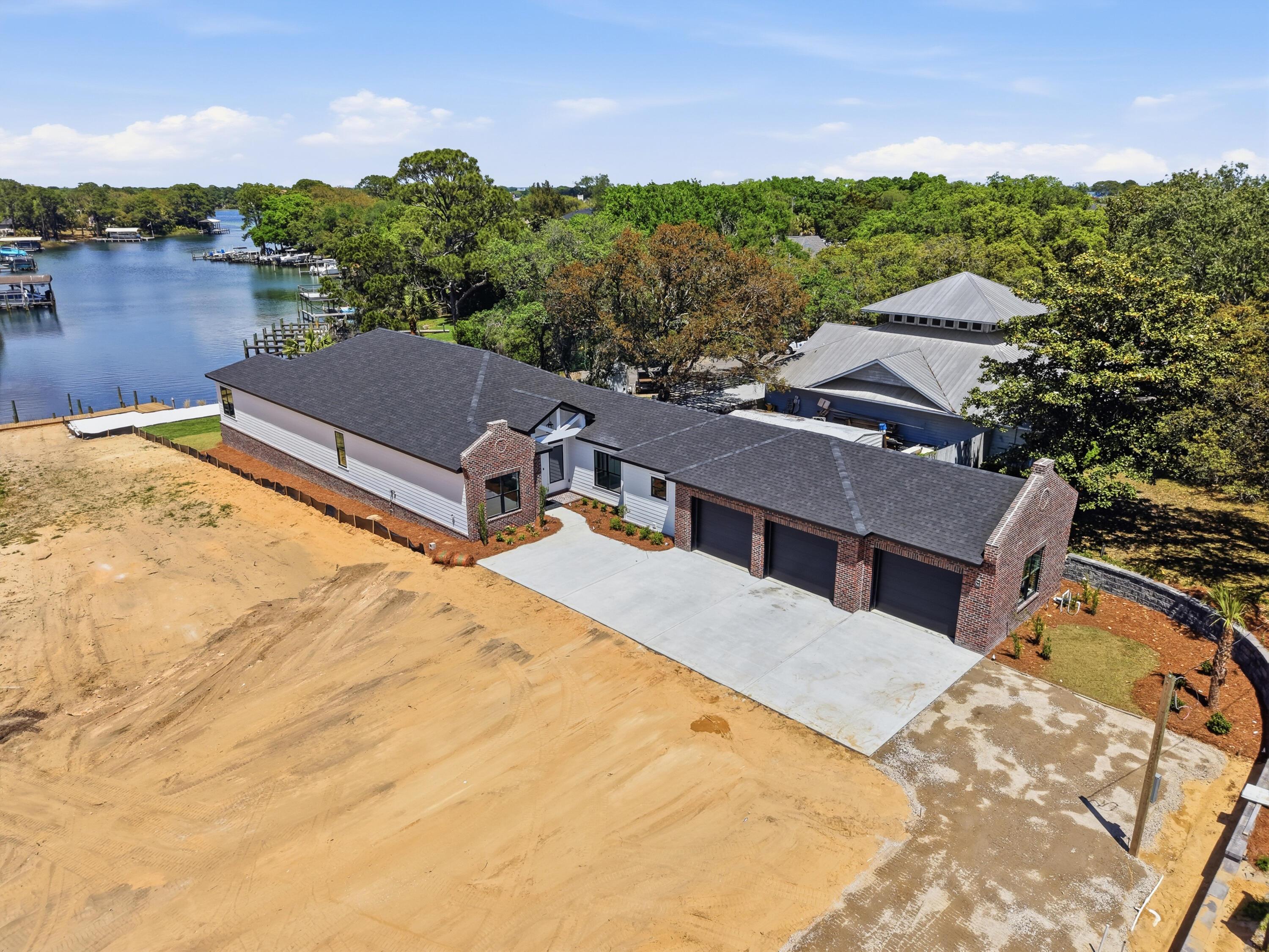 Image 2: 8 yacht club drone-9