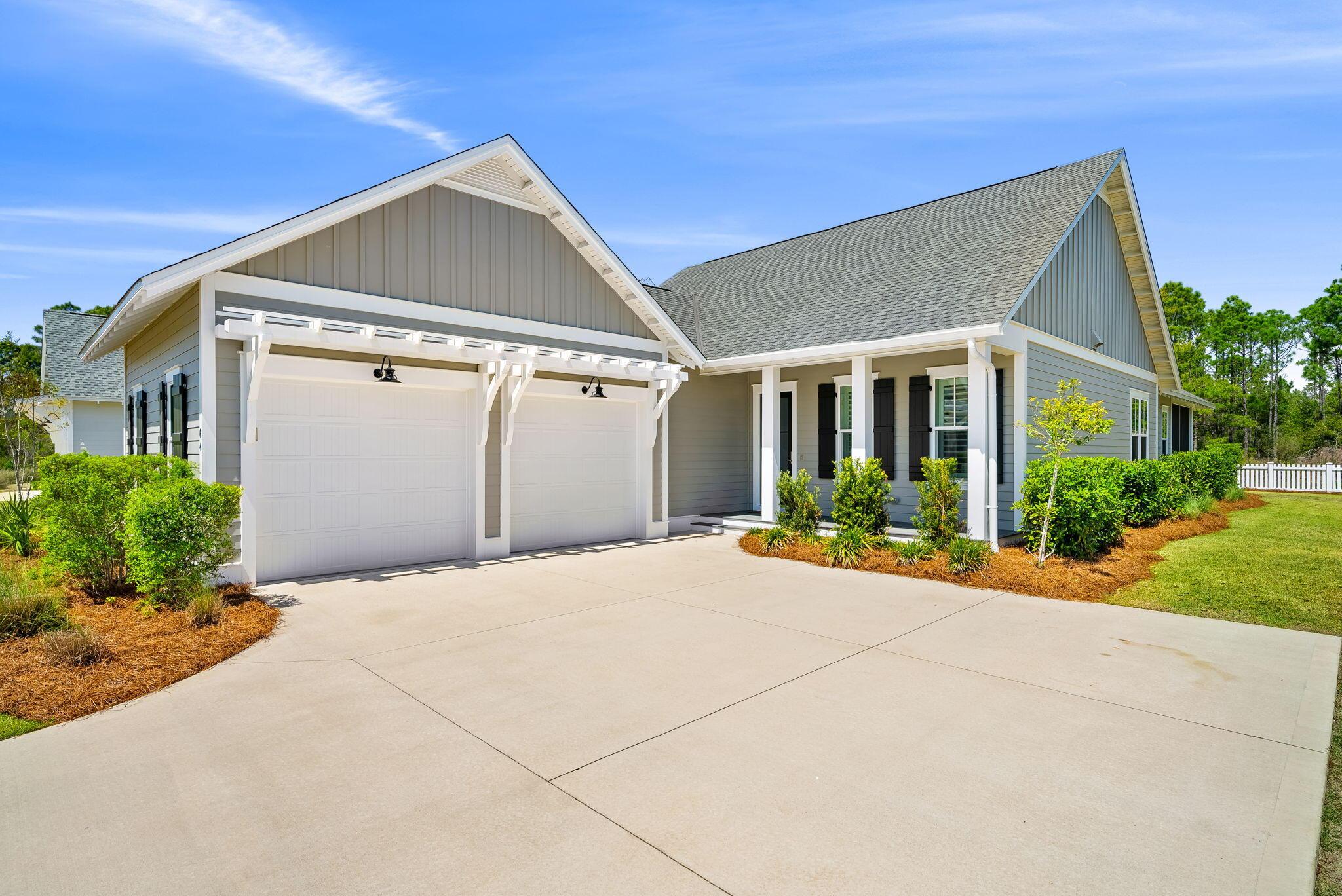 Image 4: 4-web-or-mls-PANHANDLE - 64 W FIRETHORN