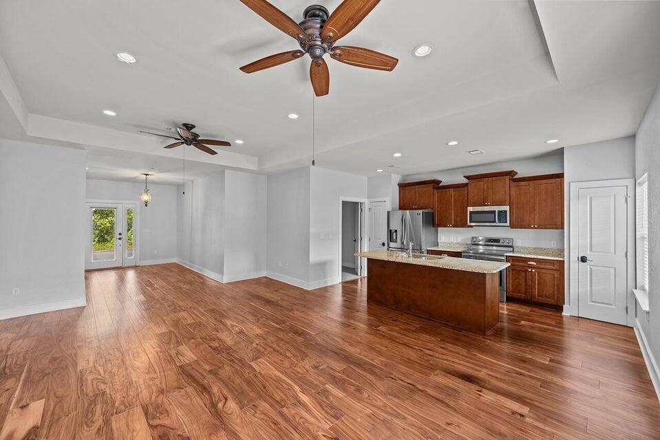 Image 4: 295 Mulberry Trace
