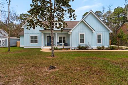 497 Shoreline Drive