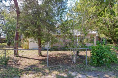 609 Sea Breeze Drive