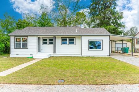 208 2nd Street