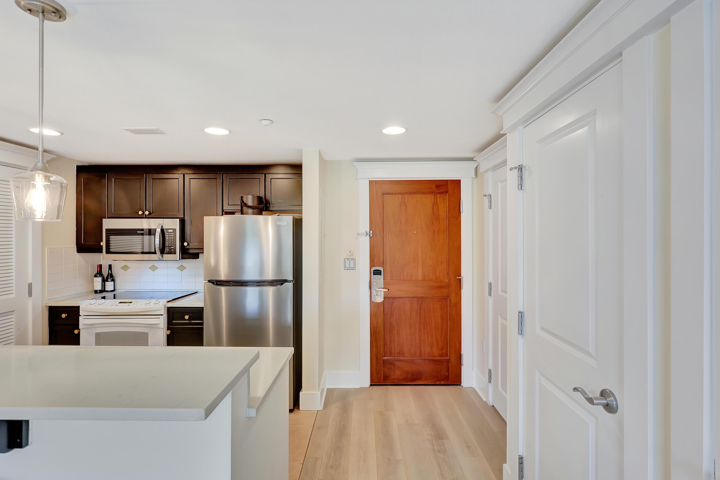 Image 3: Entry Way