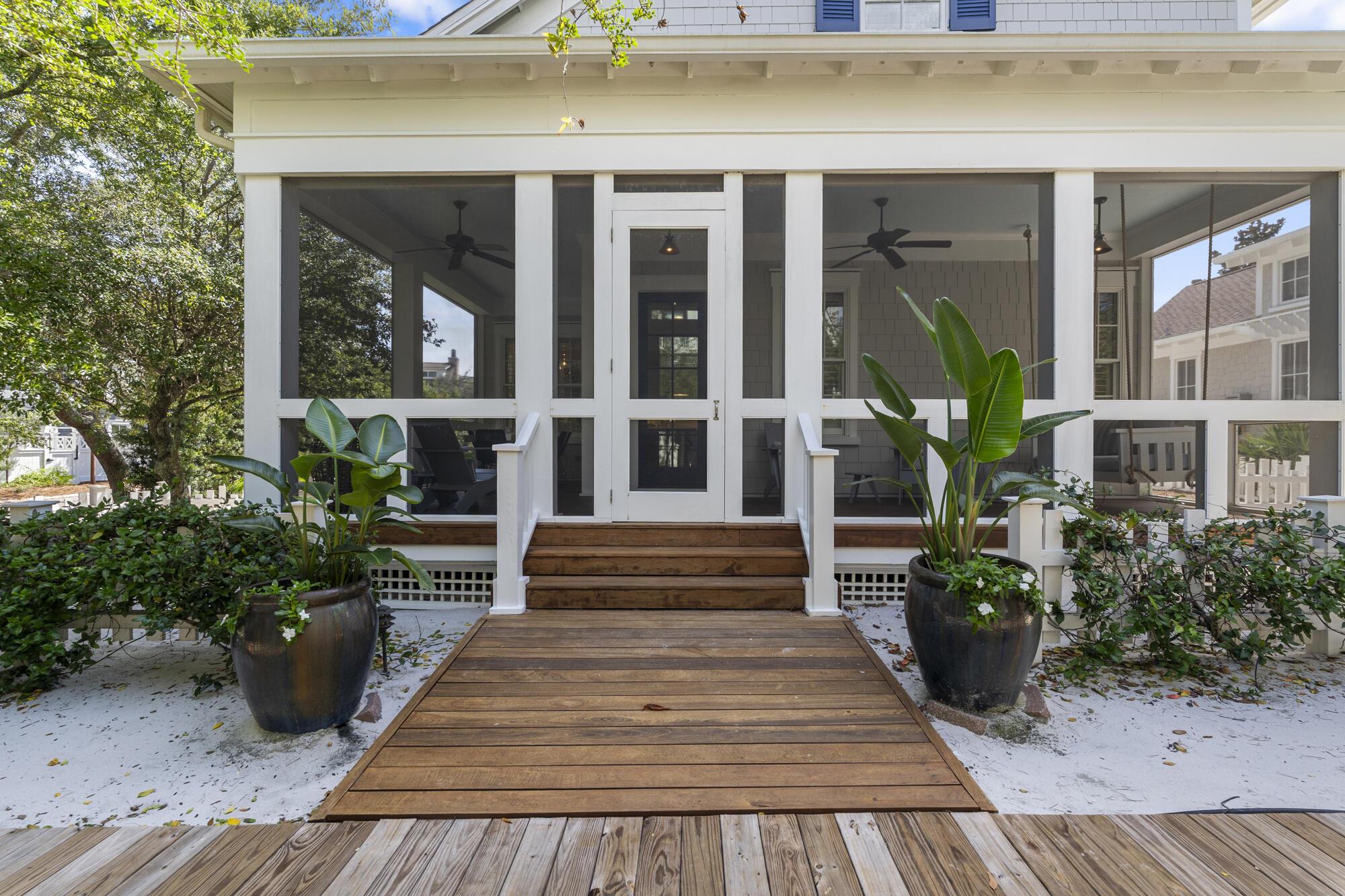 Image 2: Home Entry from the Beach Boardwalk