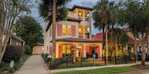 61 Rue Caribe