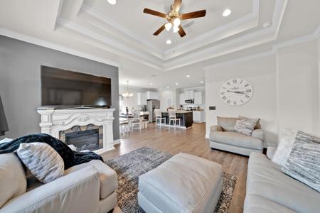 102 EAGLE HAVEN Drive