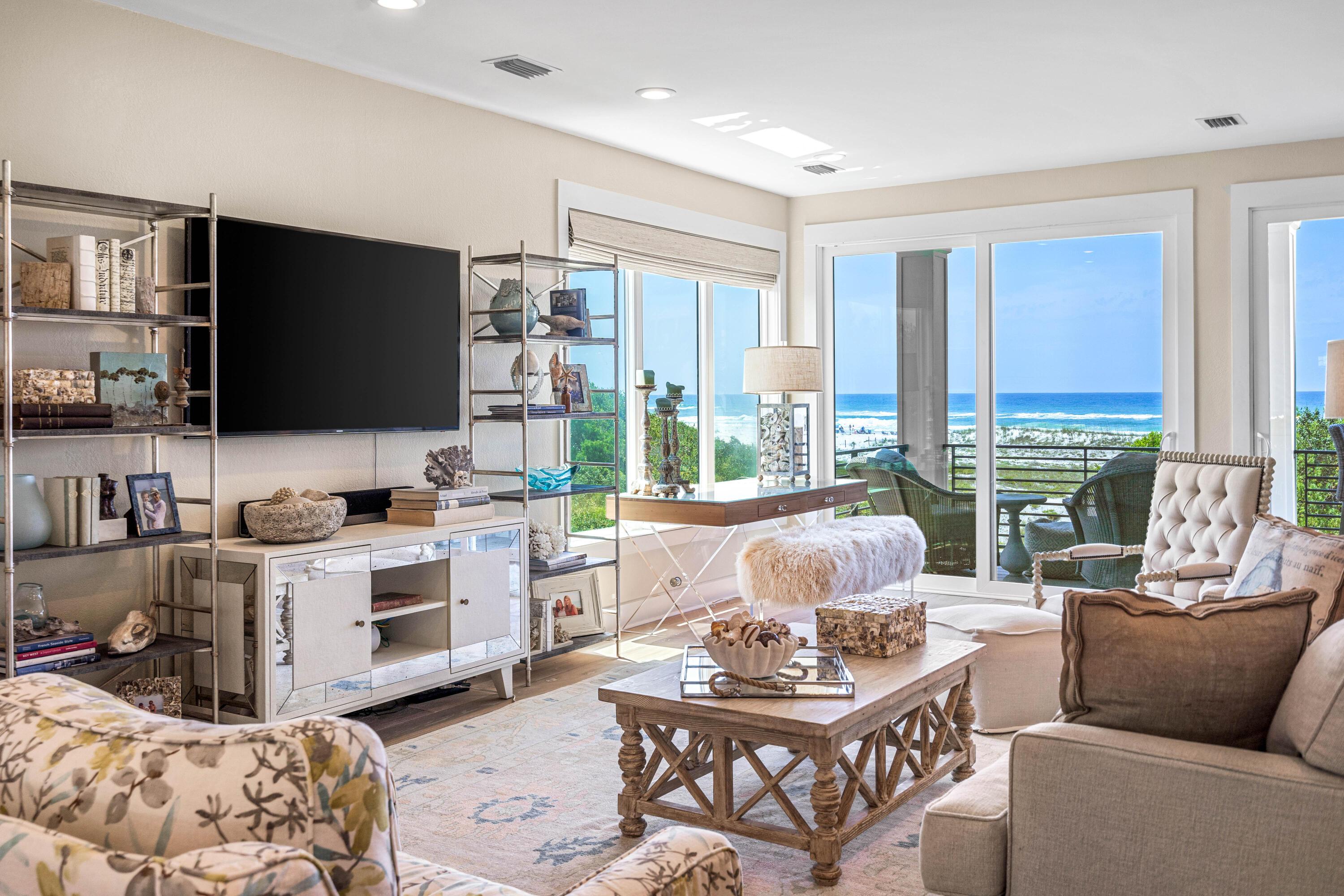 Image 2: 460 Beachfront Trail-21