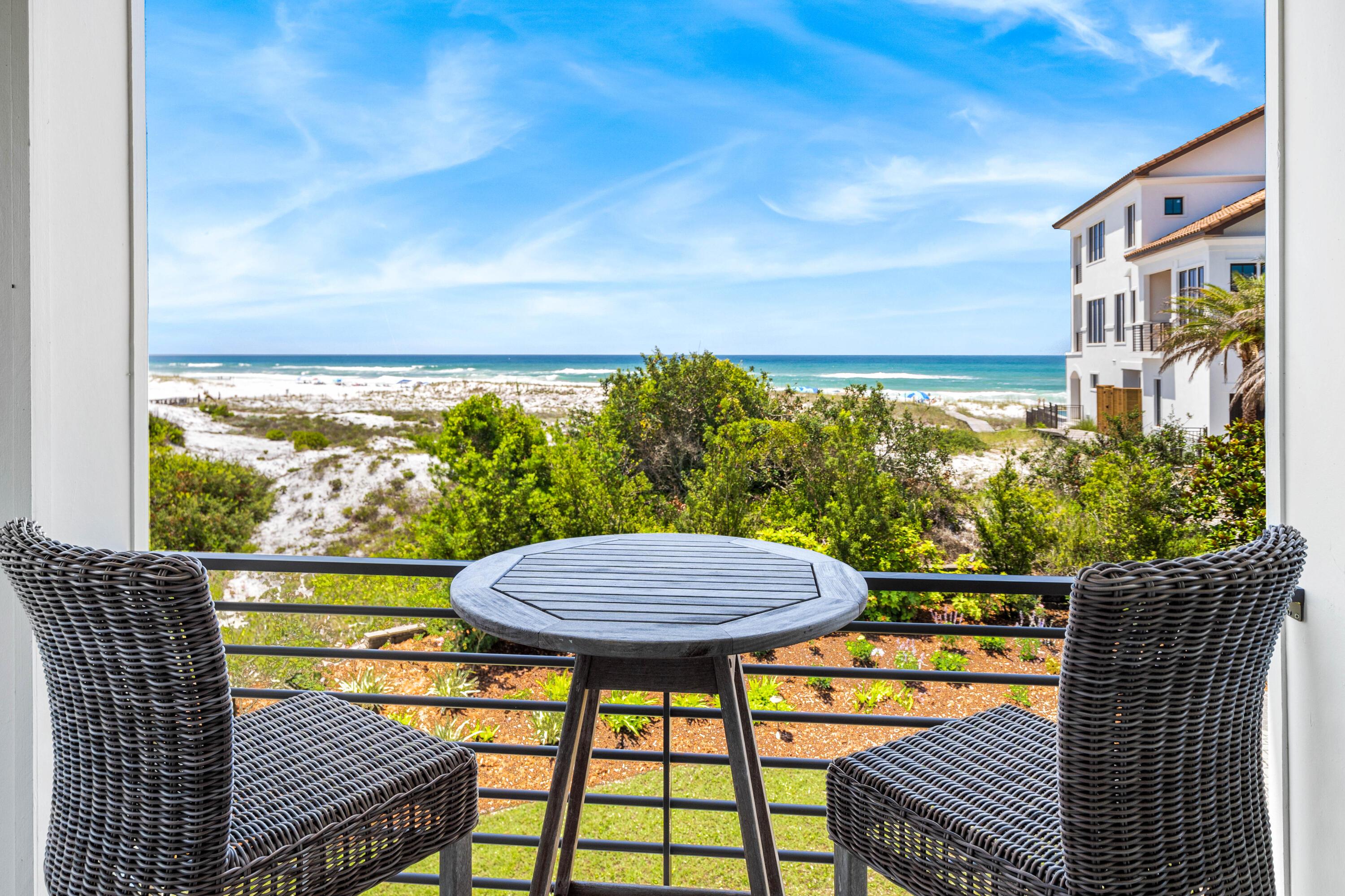 Image 4: 460 Beachfront Trail-41