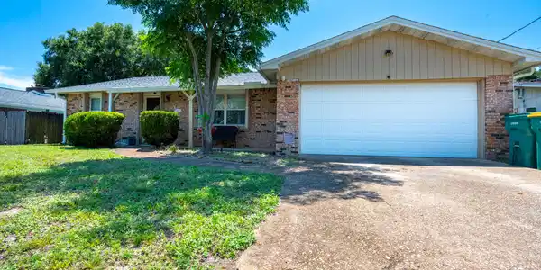 14 W Casa Loma Drive