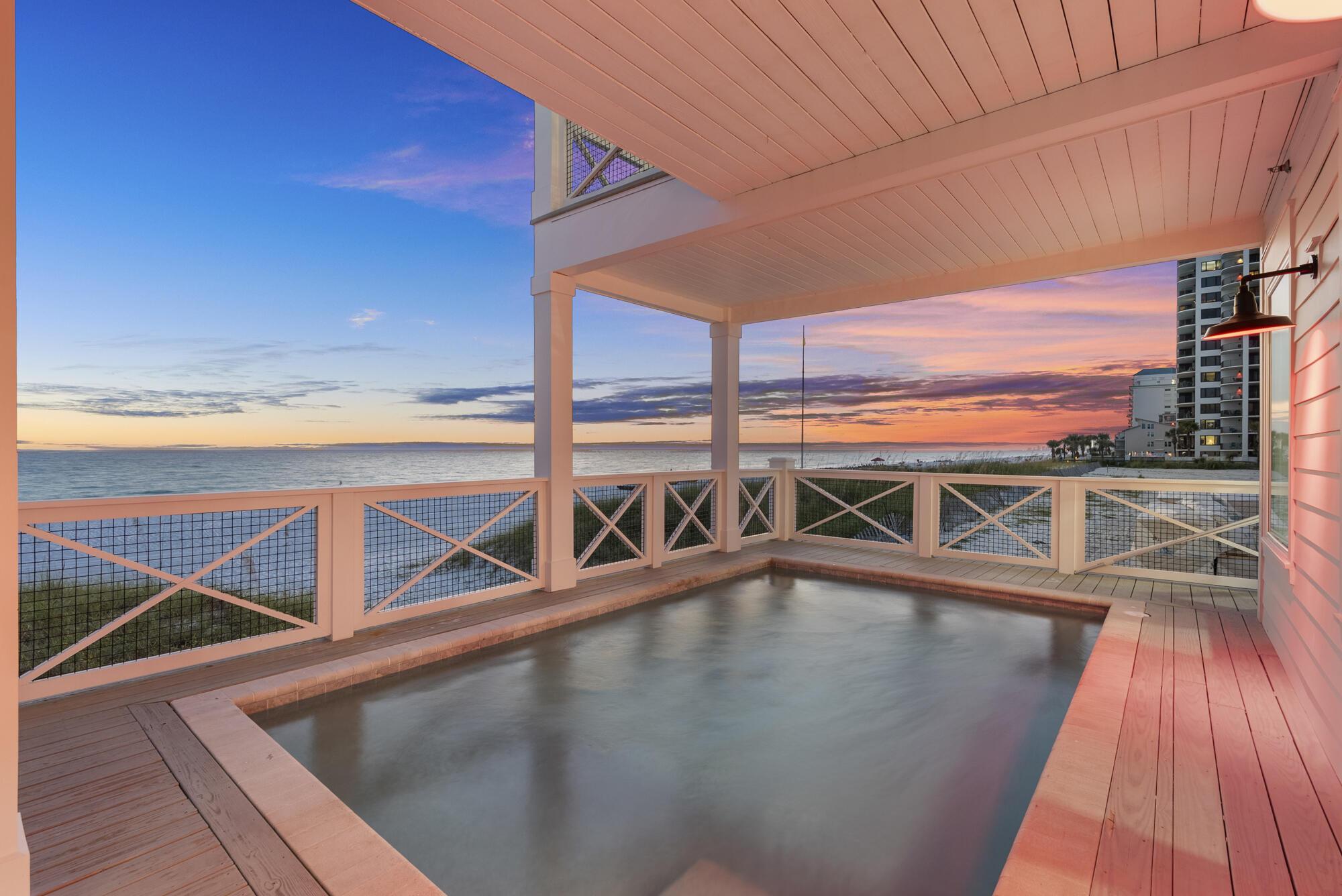 Image 4: 5939 Gulf Drive